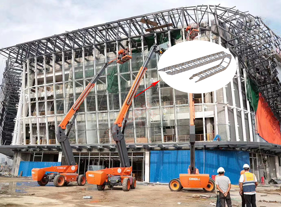 1625905581799987.jpg 高空作業(yè)車2.jpg