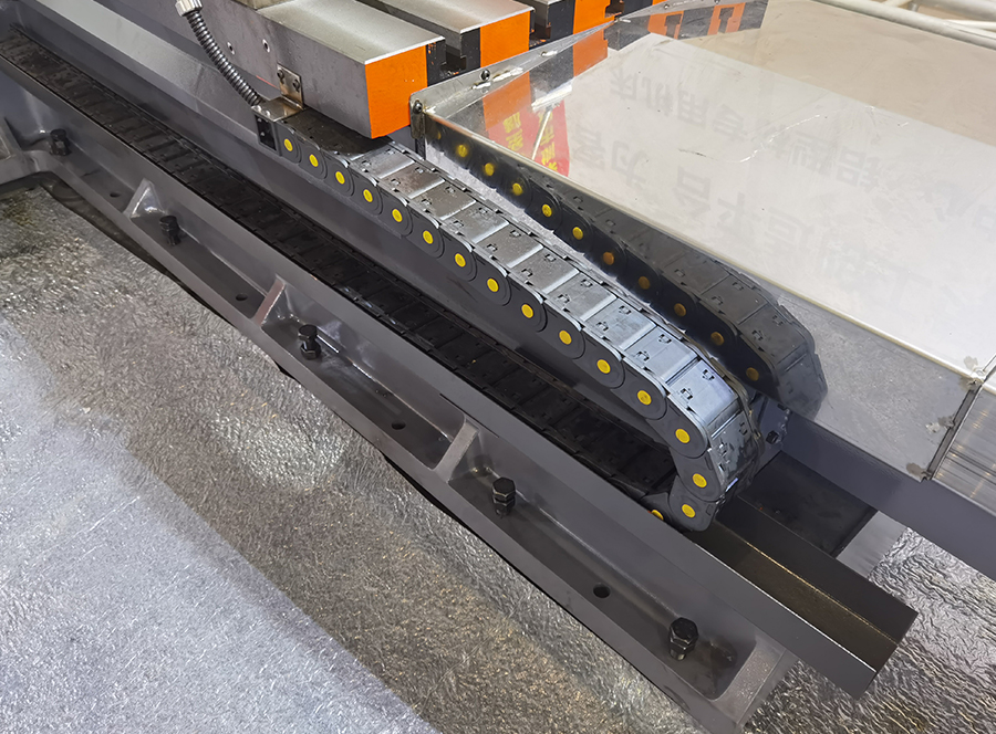 拖鏈應(yīng)用 拖鏈應(yīng)用