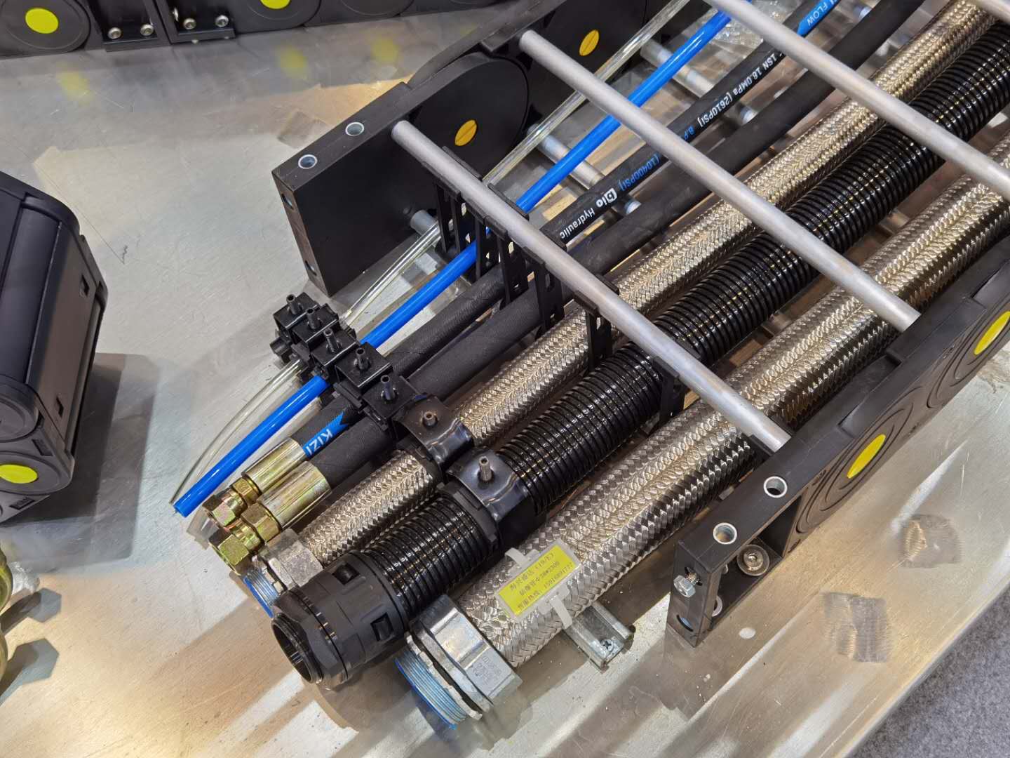 1764409681962611.jpg 大型拖鏈.jpg